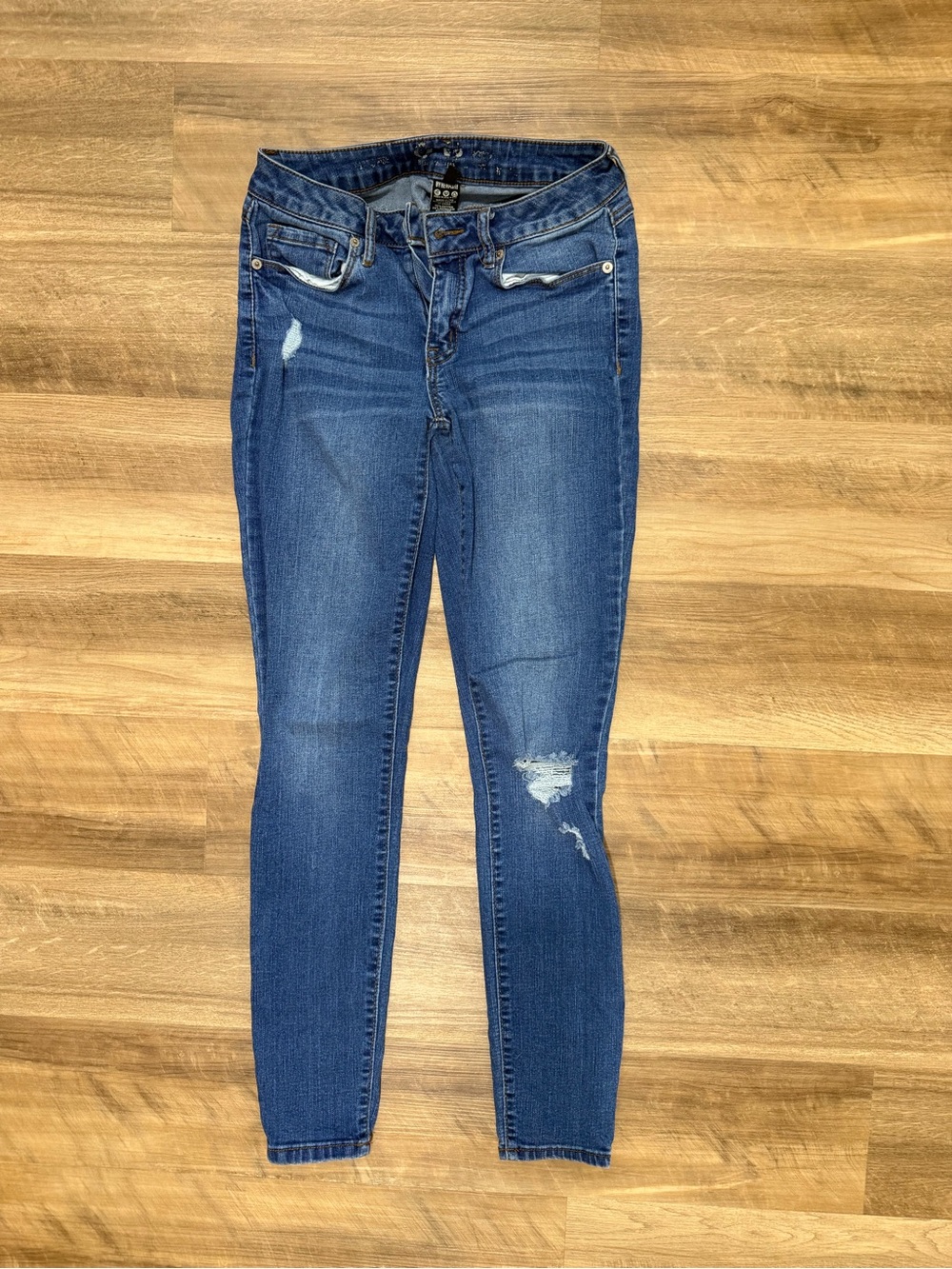 Mid-Rise Distressed Women’s Jeans - Blue
